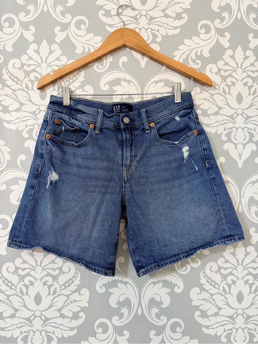 💫4/$25 • GAP Women's Blue Distressed Denim Shorts